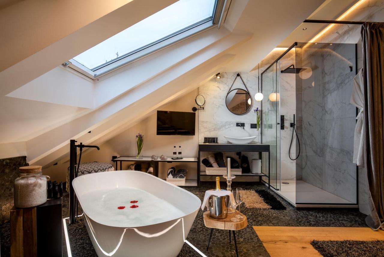 Apartament La E Bella V