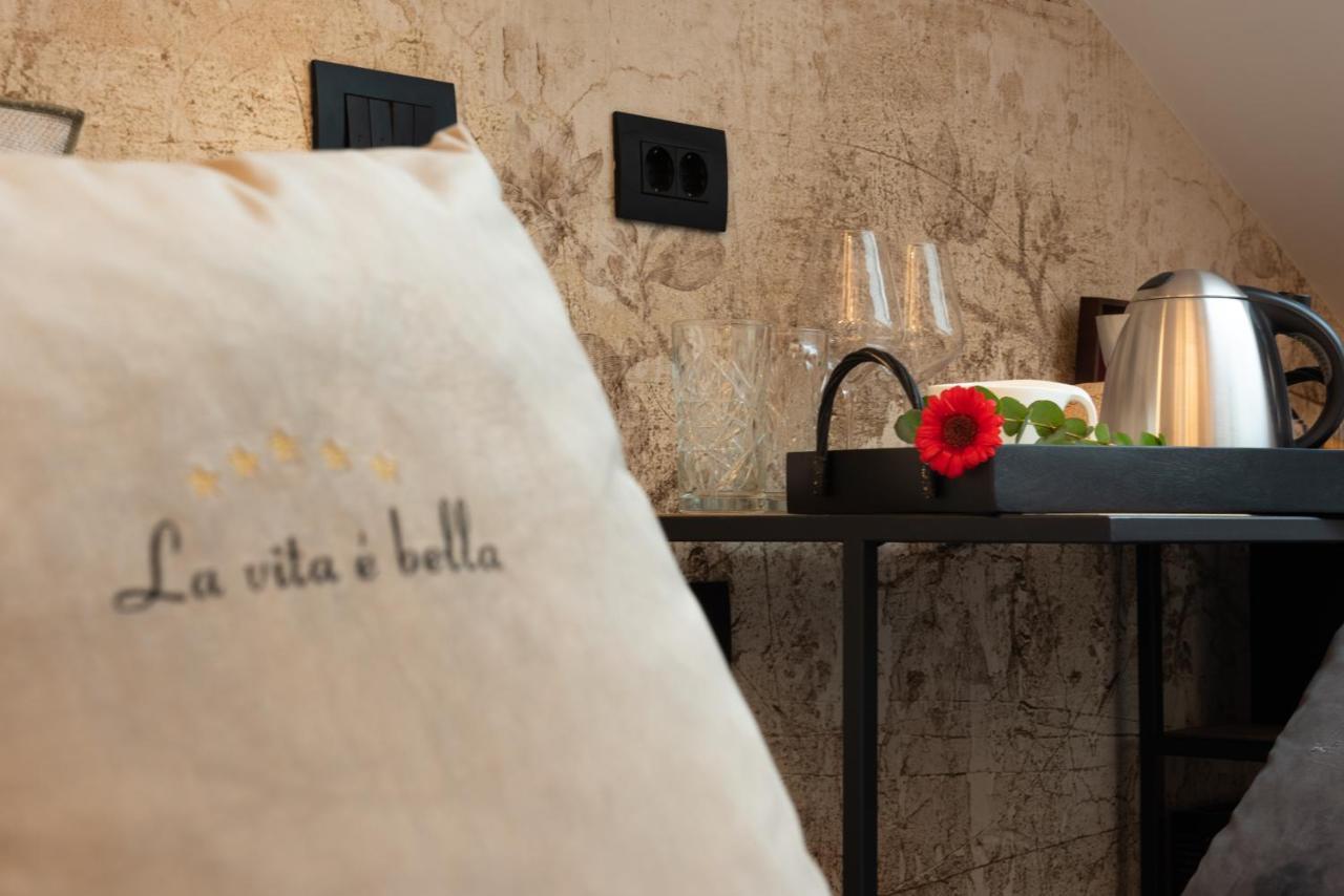 La E Bella V *